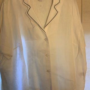 Women’s Plus Size White Top